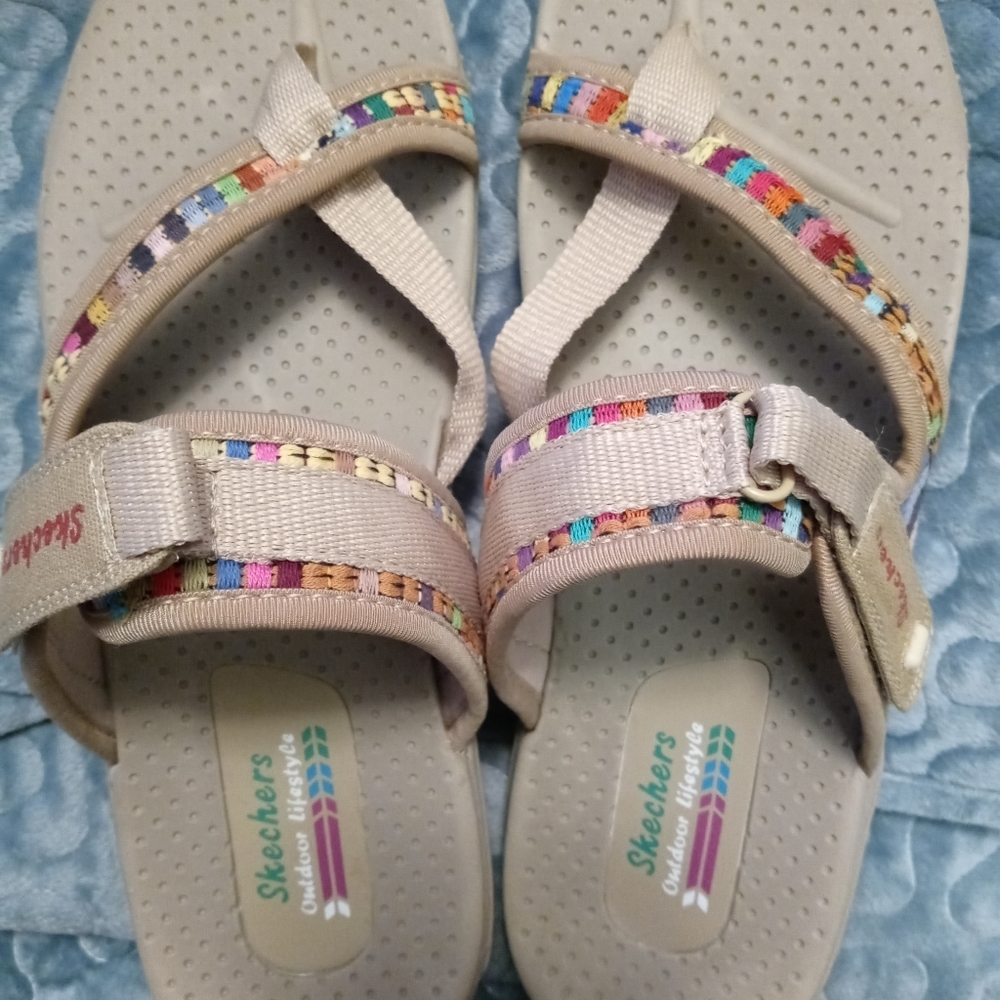 Skechers Sandals size 10 - Picture 6 of 9